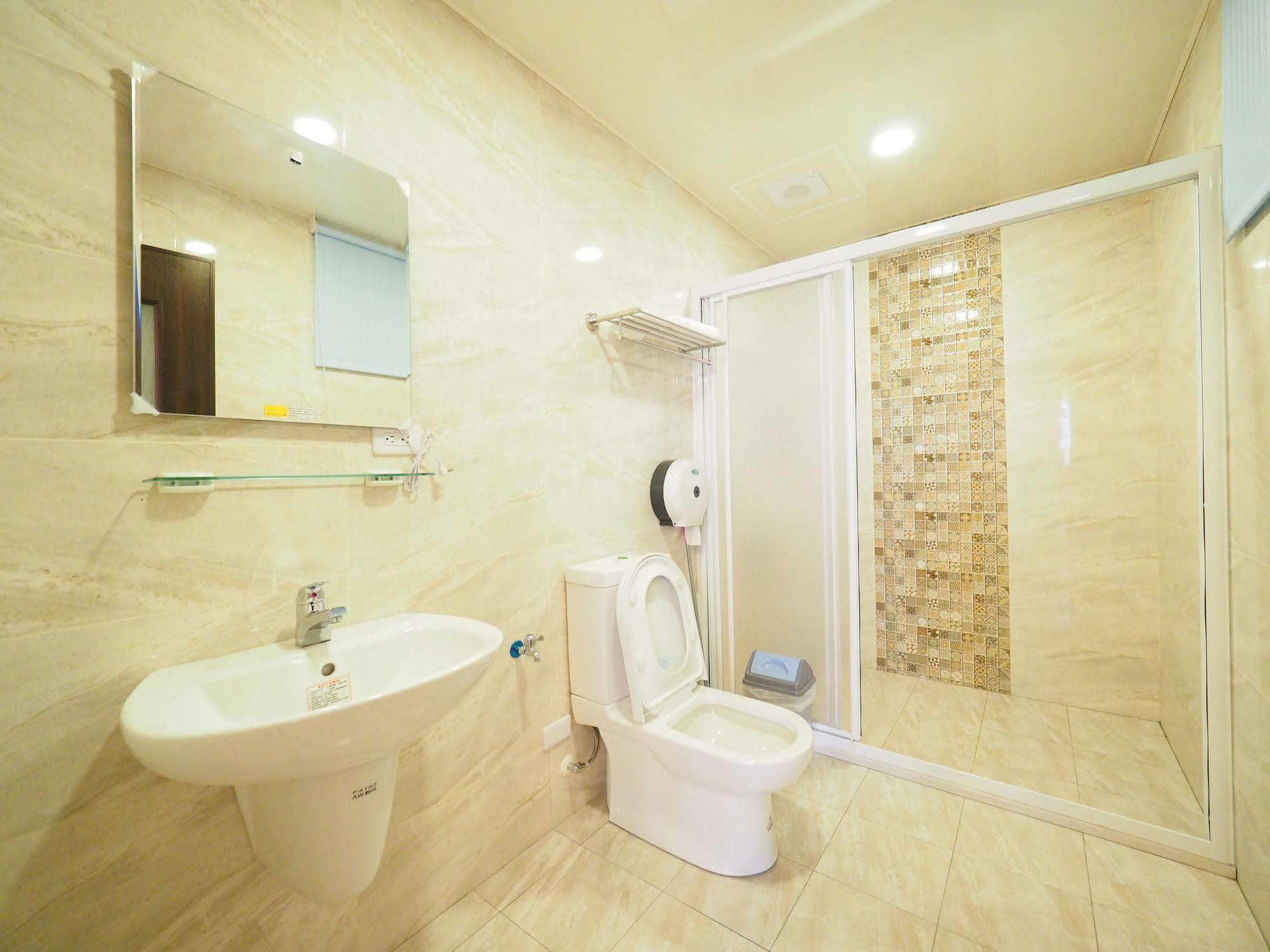 เลิฟ แอนด์ พีซ บีแอนด์บี Bed & Breakfast Taitung ภายนอก รูปภาพ